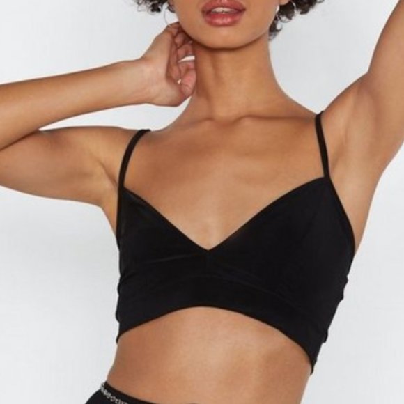 Nasty Gal Tops - V-Neck Bralette Tank